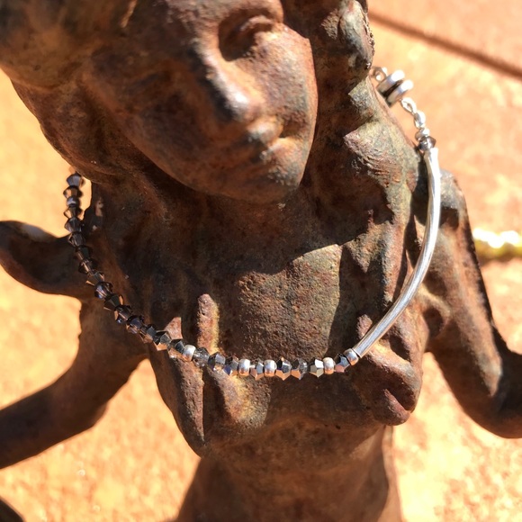 Swarovski gray and silver bracelet with magnet - Picture 3 of 4